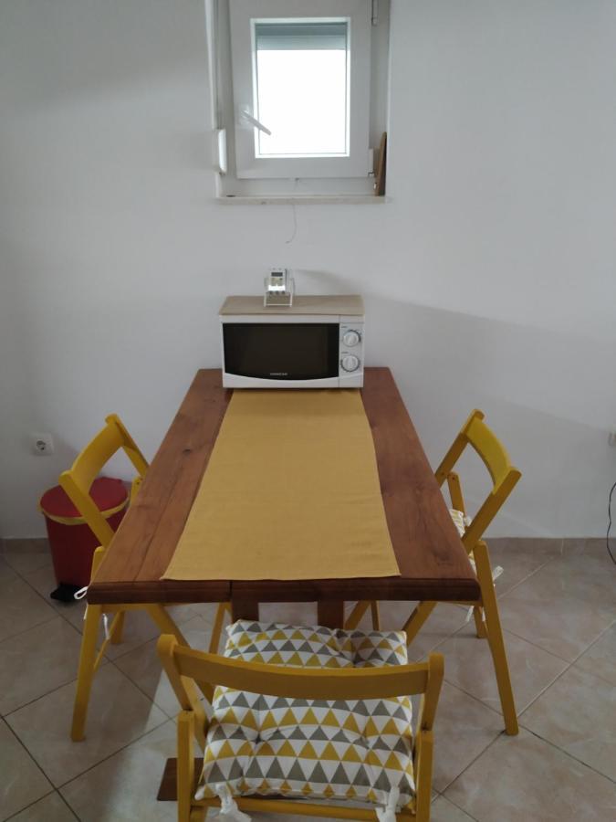 Studio Apartman Violeta II - 50M From The Beach Trogir Extérieur photo