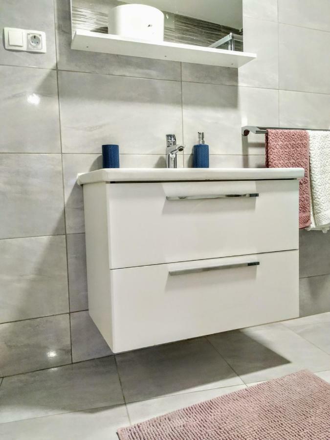 Studio Apartman Violeta II - 50M From The Beach Trogir Extérieur photo